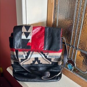 Trendy Geometric Crossbody Bag in Red and Black